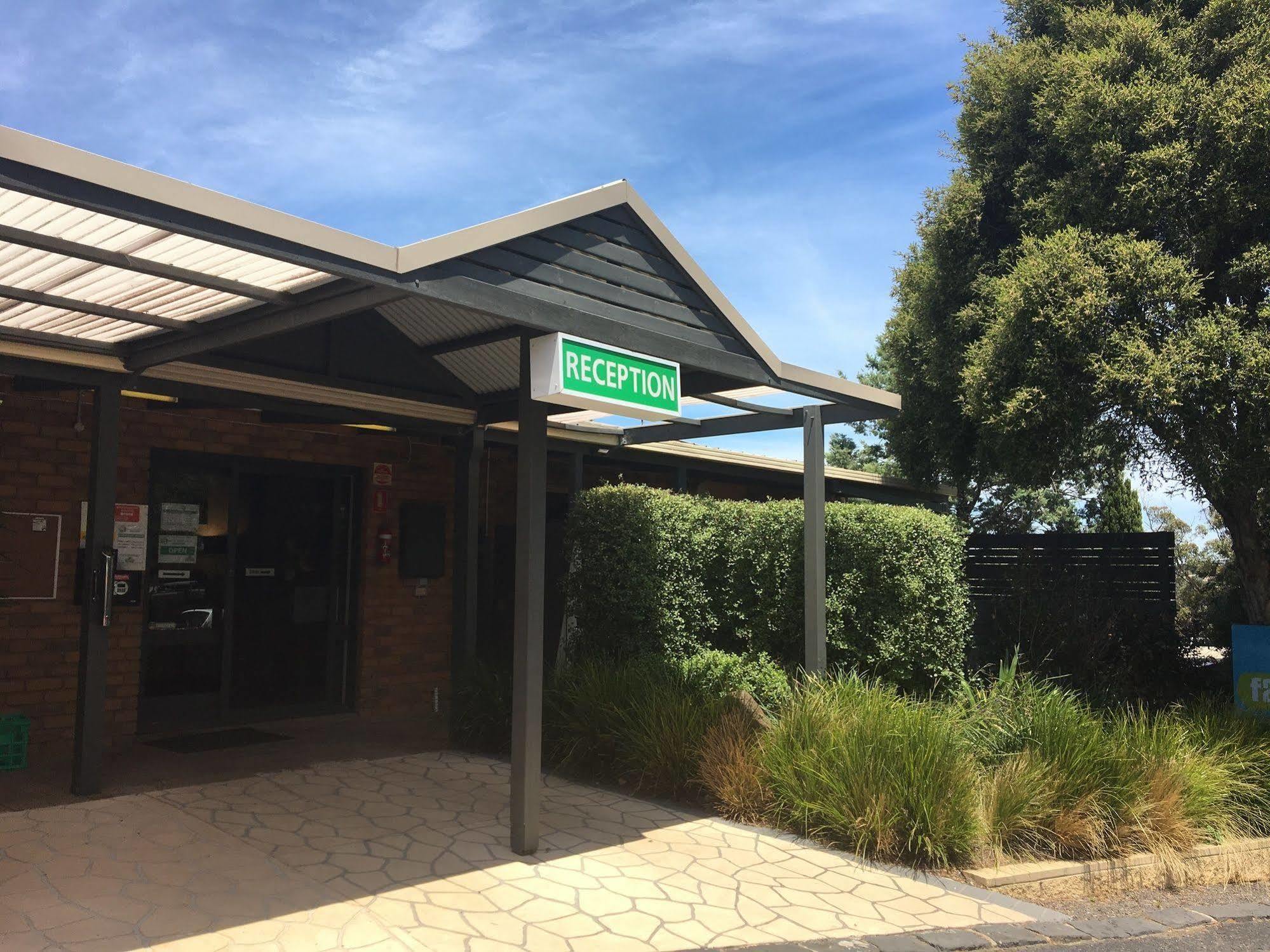 Airport Tourist Village Melbourne Ngoại thất bức ảnh